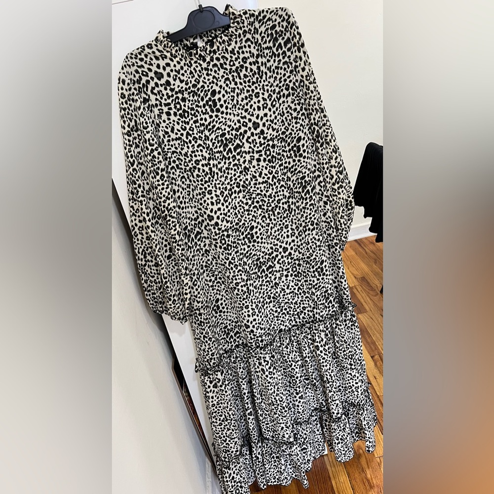 Womens leopard dress size small.